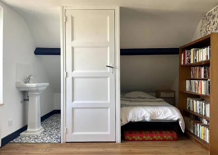 Rose-may Agon-Coutainville